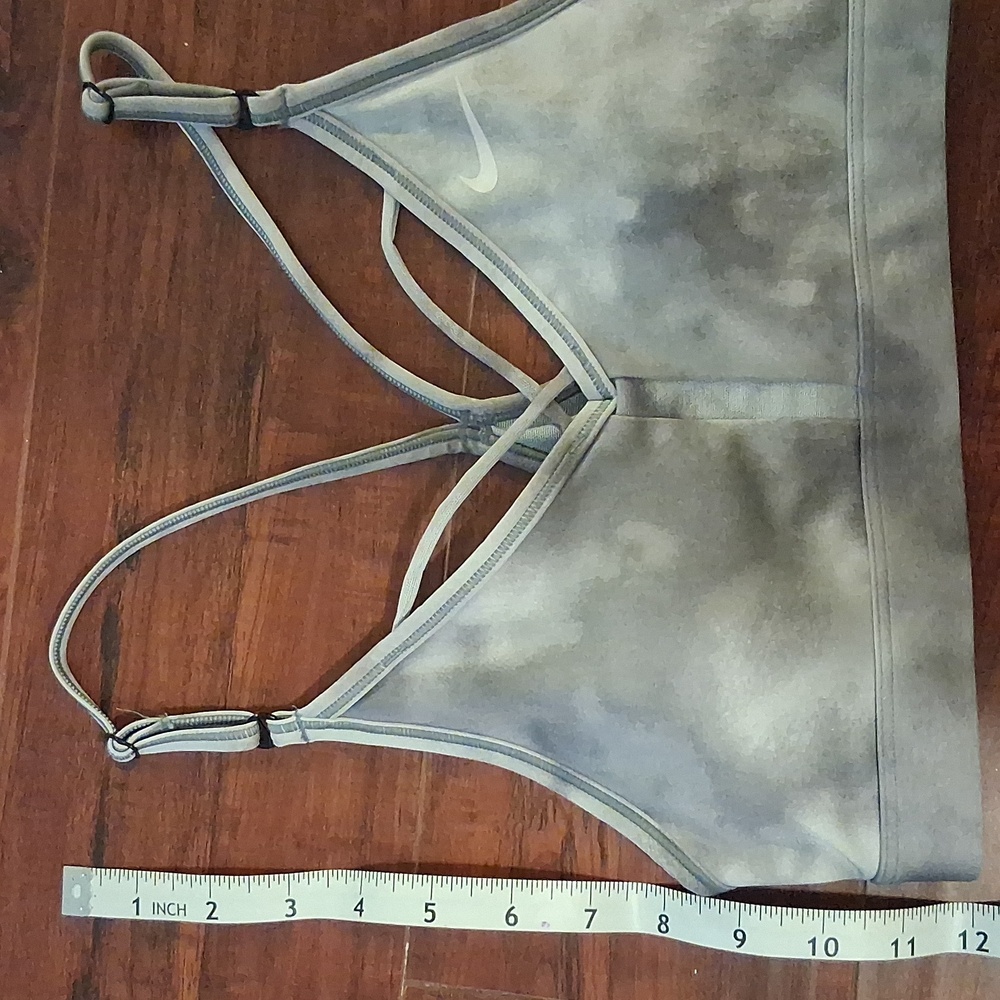 Nike Women's Tie-Dye Sports Bra NWOT - Picture 4 of 4